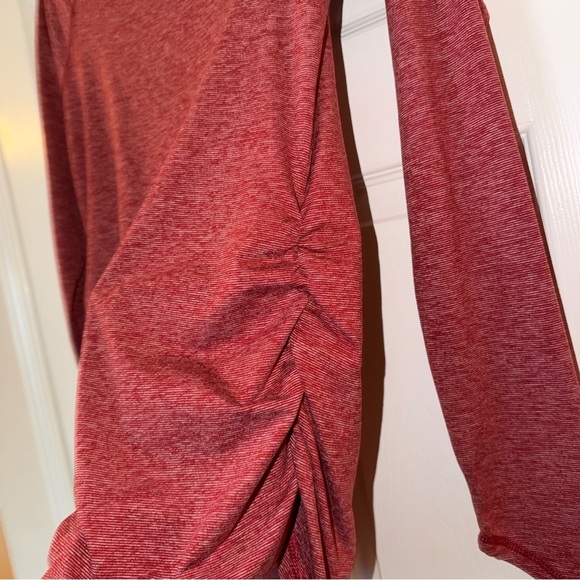 The North Face Motivation Stripe 1/4 zip - Picture 4 of 4